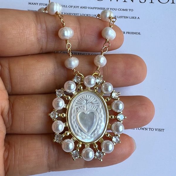 Promotion!Collier de perles d'eau douce naturelles, croix de San Benito, Guadalupe, ange de grâce, cadeau pour femmes, 240311