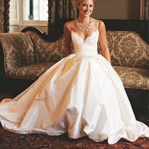 Promotie Zomer Boheemse trouwjurken Top Lace Wedding Jurk 2024 Speghetti Sexy Back Court Train Wedding Jurk Vestido de Noiva