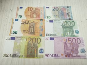 Accessoires argent Euros jouet billet Euro facture monnaie fête faux argent copie pour fournitures de fête copie argent taille réelle 1:2