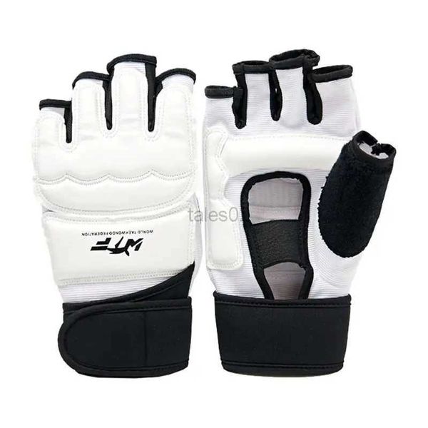 Équipement de protection 1 paire de gants de Taekwondo pour enfants gants de boxe demi-doigt sac de sable de frappe formation de protection pour Fitness Taekwondo MMA karaté yq240318