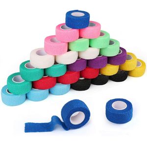 Beschermende uitrusting 30 Rolls Sports Zelf Samenherende wrap Elastische niet-geweven verband EHBO-tape voor Anklekneewrist 221027