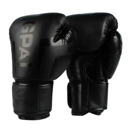 Équipement de protection 6 8 10 12 14oz Kick Boxing Gants en cuir PU Sanda Sandbag Training Gants de boxe noirs Hommes Femmes Guantes Muay Thai Boxe De Luva yq240318