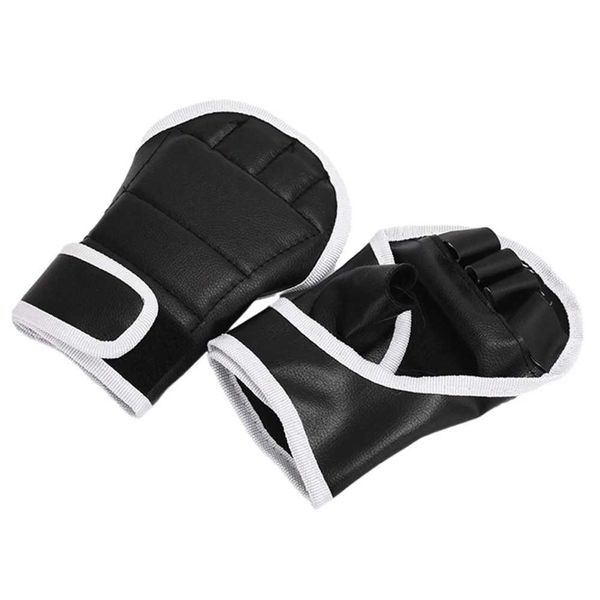 Équipement de protection Glants de boxe Half-Finger Boîte utilisés pour les sacs de boxe en arts martiaux et la formation en boxe 240424