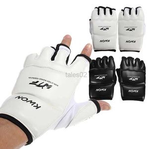 Beschermende uitrusting Halve vingers Kinderen/volwassenen Zandzak Training Bokshandschoenen Sanda/Karate/Muay Thai/Taekwondo Protector yq240318