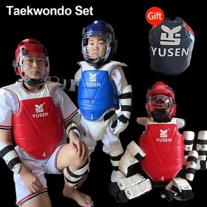 Beschermende uitrusting Taekwondo 5-delige set Taekwondo beschermende uitrusting Helmpantser Kickboksbokshandschoen Taekwondo-uitrusting Hoofdbeschermer 231018