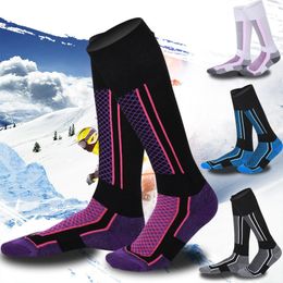 Equipo de protección Invierno Hombres Mujeres Calcetines de esquí térmicos Algodón más grueso Deportes Snowboard Ciclismo Esquí Fútbol Alto Elástico Thermosocks 230920