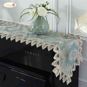 Fier Rose Dentelle Chemin De Table Piano Serviette Couverture Tissu Broderie Anti-Poussière Décoration De Mariage 210628