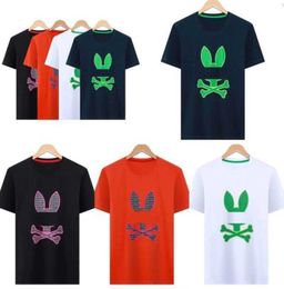 T-shirt de lapin à manches courtes