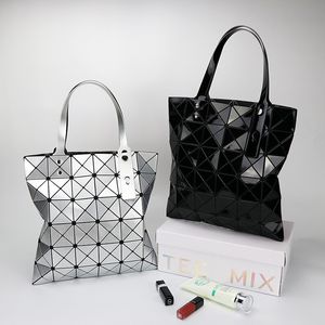 PU Bag 6x6 Bright Face Laser Twill Shopping Geometric Fold Fashion Rhomb Schoudertas voor dames