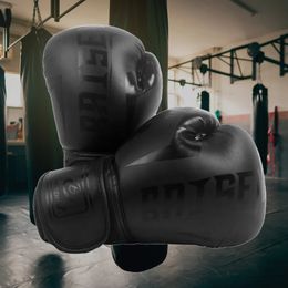 Gants d'entraînement de boxe en PU, résistants aux déchirures, gants de protection des mains, respirants, durables, formant un autocollant pour fournitures de sport 240122