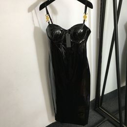 Vestido de mujer de cuero Pu, vestidos sexis sin mangas, vestido negro de diseñador de lujo con tirantes para mujer