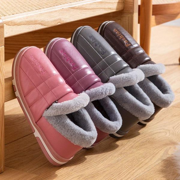 PU Slipper cuero femenino impermeable para el agua Mujeres zapatillas calientes peluches concisos pareja pisos de interior zapatos dama de dormitorio 32 188