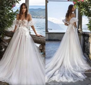 Puff manga corta vestidos de novia con apliques de encaje tallas grandes Sweetheart Boho Garden batas de novia una línea de tul corsé sexy sin espalda fiesta de recepción vestidos de novia