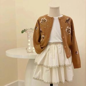 Pullover 2023 Mérino Wool Handembroidered Triched Cardigan Automne and Winter Children's M manteer Pull 230909