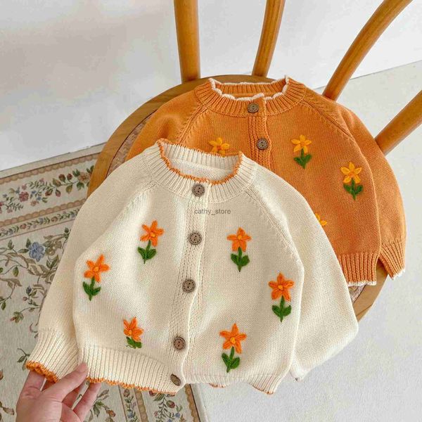 Jersey 2023 Nueva niña de manga larga de punto Cardigan infantil otoño princesa flor bordado suéter niñas chaqueta de punto ropa de bebé L231215