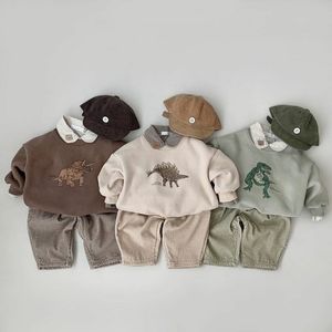 Pullover boy boys kleren verdikken herfst Korea dinosaurus drukkostuumsemble bebe vul katoenen kleding dingen voor geboren baby's 230523