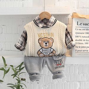 Pull enfants vêtements de marque col à carreaux ours pull bébé garçon pulls tricots Jumper faux deux pièces enfants manteau Q231021