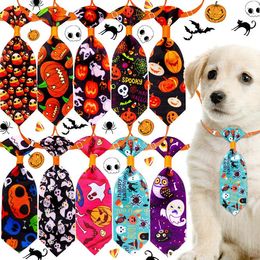 Citrouille fantôme chiens cravates assorties petit animal de compagnie noeud papillon festival cravates avec collier réglable pour chien chat accessoires de toilettage pour Halloween vacances fête fournitures