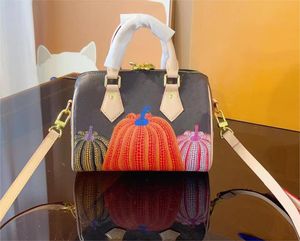 CITROUILLES Designer sacs fourre-tout Kusama femmes luxes Imprimé sac à bandoulière dames en cuir Oreillers loviseitys viutonityes Sac à main M46469