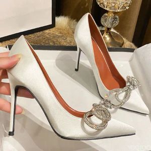 Pompes 2022 Nouvelles femmes Sexy Party Night Club Bow High Heel Chaussures Lady Migne Silver Pumps Sweet Shoes Mujer