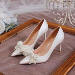 Pumps 2023 Nieuwe mode puntige teen High Heel Heel Dames Stiletto White Pearl Bridal Wedding Shoes Banquet Party Shoes Shoes For Women