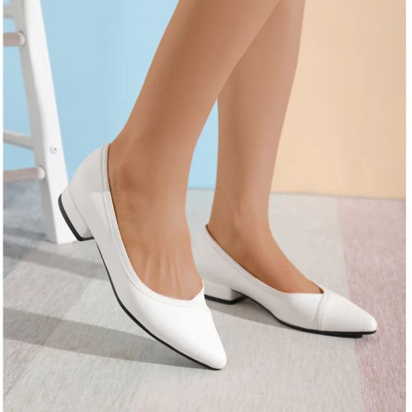 Pompes plate-forme chaussures femmes pompes 2021 Chaussures robes blanches noires talons moyens chaussures blanches dames mariés talons plats sapatos
