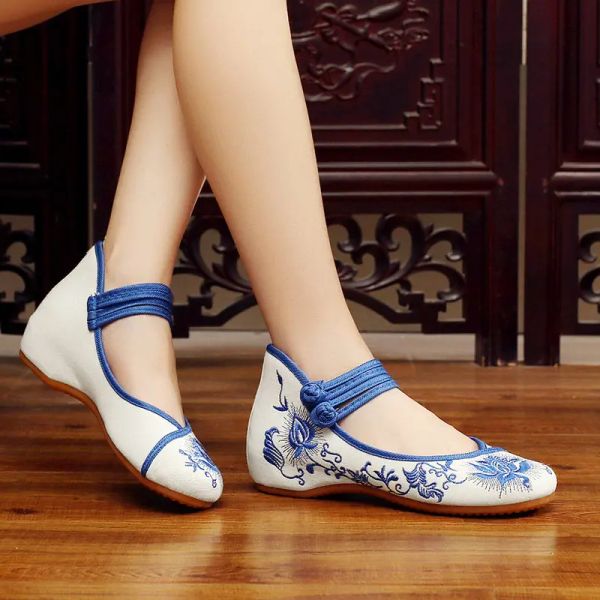 Pombas primavera y otoño viejos zapatos bordados beijing mujeres zapatos de tela de estilo chino de estilo étnico de estilo étnico