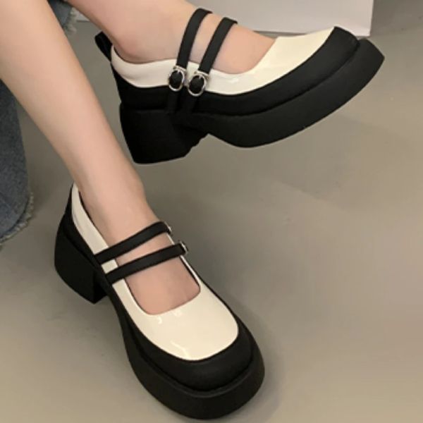 Pompes Chaussures féminines 2023 Spring and Automne Femme Pumps Mary Jane Couleurs mixtes Round Toe Proof de l'eau