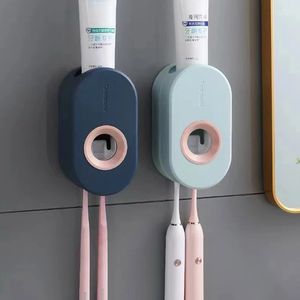 Distributeur automatique de dentifrice sans poinçon presse-agrumes porte-brosse à dents mural pour WC ensembles d'accessoires de salle de bain à domicile