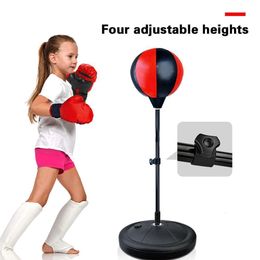 Punching Balls Balle de boxe verticale réglable Fitness Boxing Punch Boxe pour enfants sac de boxe gants gobelet équipement d'entraînement vertical 230530