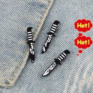 Broches Punk gothiques Cool, Badges de couteau noir et blanc pour hommes, épingles en émail Ninjutsu japonais, sac vestes, bijoux en métal à revers