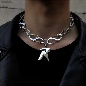 Punk letra R colgante collar para hombres mujeres Unisex Hip Pop hebilla cadena hombres inusual gargantilla collares 2022 tendencia Y2K joyería L230704