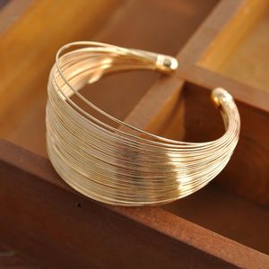 Punk Simple Design Meerlagige manchet metalen draden Strings Open Bangle brede manchetarmband voor vrouwen Girl Fashion Sieraden Accessoires Geschenk