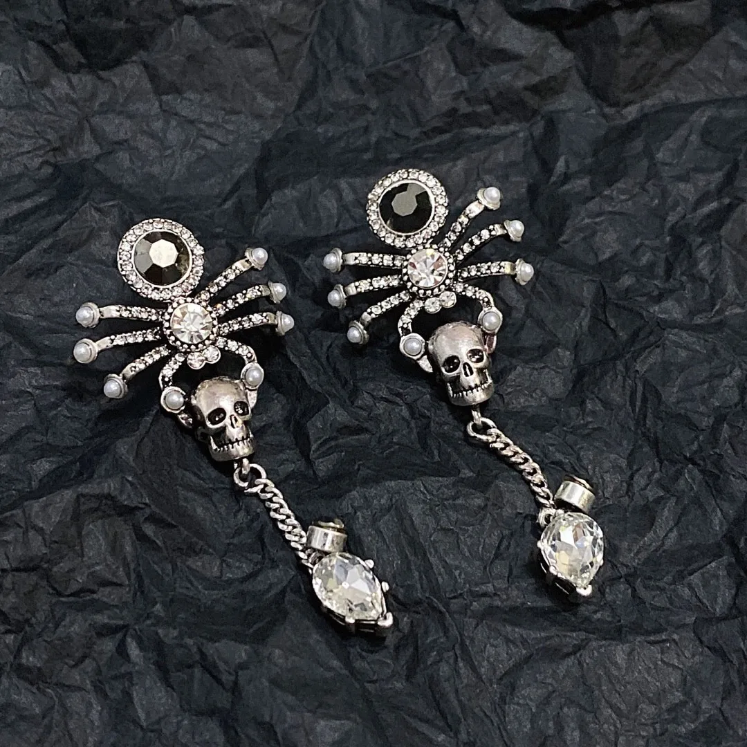 펑크 스파이더 두개골 귀걸이 남성 고딕 조절 가능한 오프닝 거미 반지 과장된 성격 구리 거미 보석 세트