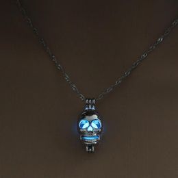 Collier pendentif crâne de Style Punk, bijoux lumineux, chaîne de couleur argent, brille dans la nuit, ras du cou, déclaration Chokers209H