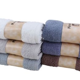 Pure katoen super absorberende handdoek badhanddoek 74x33cm zachte badkamer handdoeken comfortabele strandlakens 17 kleuren