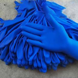 Pure nitrile disposable gloves remain hard when exposed to water and oil. Food grade beauty massage dishwashing is waterproof, thickened, and highly elastic