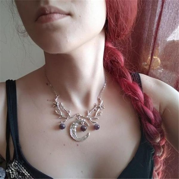 Collier de branches de croissant de lune violet pendentif de sorcière bijoux de forêt fantastique bijoux de brindille gothique colliers de mariage Wicca