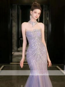 Crystals violets Courts perlées Mère de la mariée Robes 2024 Sirène paillette bling Graineux Graine du soir Médinage Party invités Robe de cocktail de taille plus taille plus taille