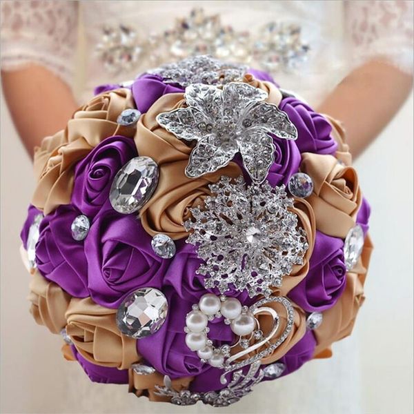 Violet Or Satin Mariage Bouquet De Mariée Simulation Fleur Fournitures De Mariage Fleur Artificielle Cristal Doux 15 Quinceanera Bouquet261L