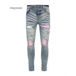 Paarse Jean Amiiris Designer Jeans Mens Fashion High Street Light Blue Skinny geperforeerde roze Patch Mens Hip Hop Denim Pants 0NSQ