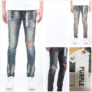 Jeans morados Jeans de diseñador para hombre Jeans Pantalón de senderismo Rasgado Hip Hop Marca de moda de calle Pantalones Vaqueros Para Hombre Bordado de motocicleta Ajuste ajustado