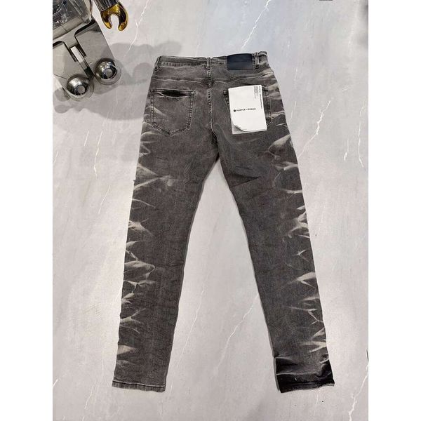 jeans violets jeans de créateur pour hommes pantalons skinny droits jeans baggy denim jean européen hombre pantalons pour hommes pantalons biker broderie déchiré pour la tendance 29-40 J9056