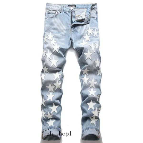 Jeans morados Diseñador de hombres Jeans ajustados Moda de verano Pantalones deportivos elásticos Pantalones morados ajustados de lujo Patrón de estrellas ocasionales Rasgados de gran tamaño 911