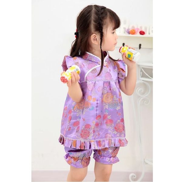 Purple Peony Baby Girls Ropa Conjuntos Chino Año Nuevo Qipao para niños Tops Pantalones cortos calientes Floral Bebe Mamelucos Chi-Pao Cheongsams 210413