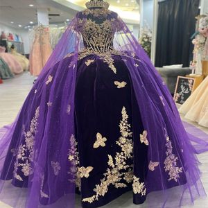 Robes de Quinceanera pourpres sexy hors de l'épaule princesse or applique arc avec cape robe de bal corset robe de soirée pour fille de 15 ans