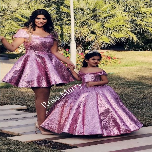 Vestidos de pelota con lentejuelas moradas vestidos de madre e hija 2020 fuera del hombro talla grande para la familia barata coincidencia de vestidos de fiesta formales para niños 258z