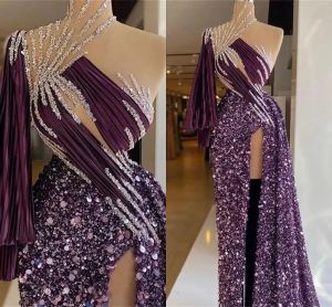 Robes de bal scintillantes violettes paillettes de cristal perlées pure cou robe de soirée fendue sur mesure robe de soirée formelle