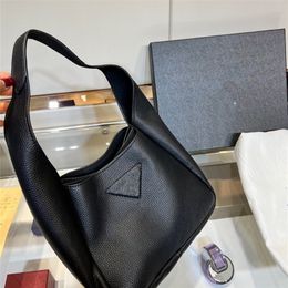 Sac à main joli triangle lettre seau chou panier tot aisselle sac doux léger sac à main grande capacité braderie