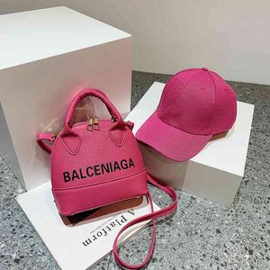 Portemonnees Outlet 2022 Nieuwe Solid Shell Candy Color Letter Bas Simple Hat Matching Women's Messenger Bag